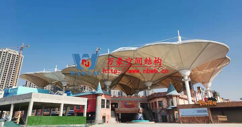 山東聊城萬達(dá)小鎮(zhèn)七彩祥云PTFE膜結(jié)構(gòu)項目